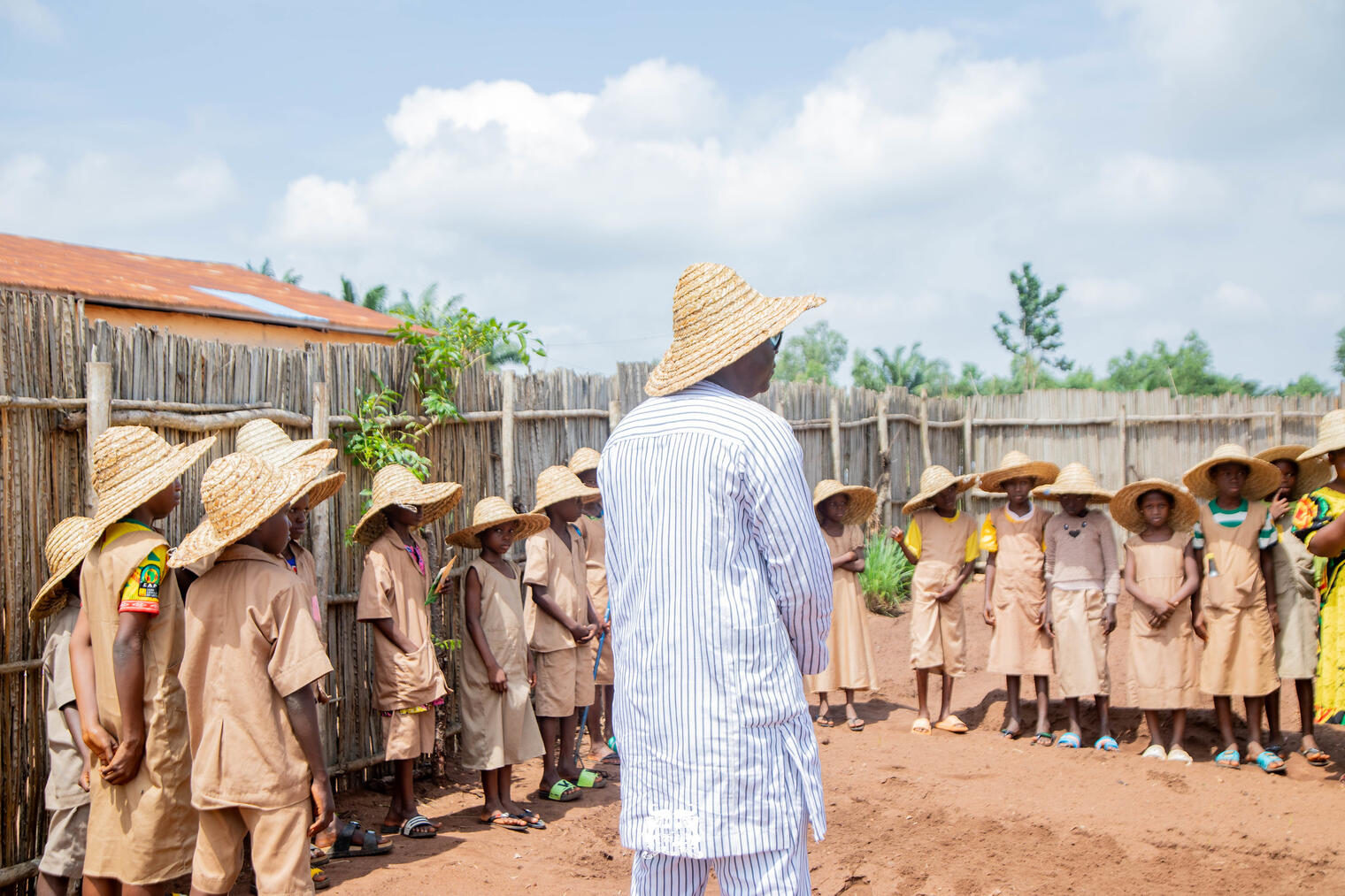 Éducation au Bénin : Armand Natta poursuit ses visites dans les écoles